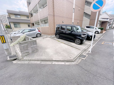 【駐車場】 | SINCERE MEIJI【名古屋市賃貸・オートロック】