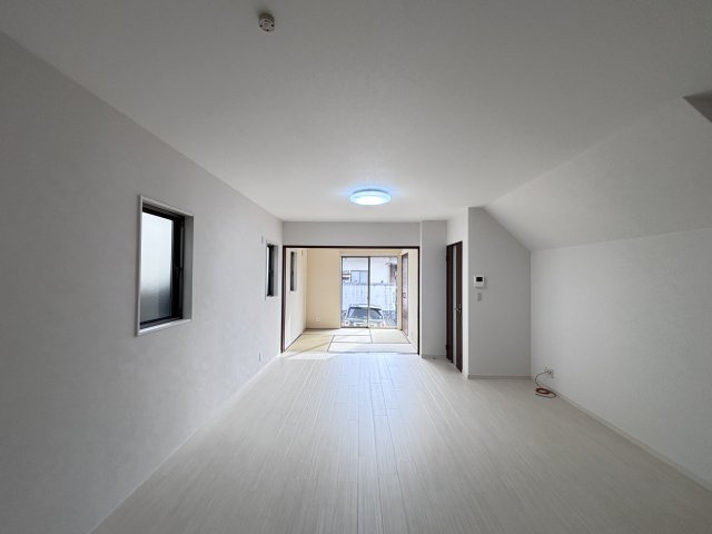 中古戸建　　　安東４丁目の居間・リビング