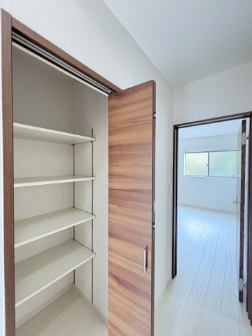 中古戸建　　　安東４丁目の収納