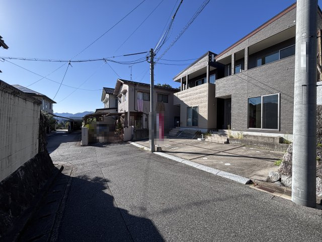 中古戸建　　　安東４丁目の前面道路含む現地写真