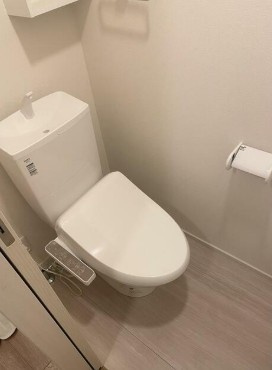 【トイレ】 | カゼッタスッド | 温水洗浄便座。