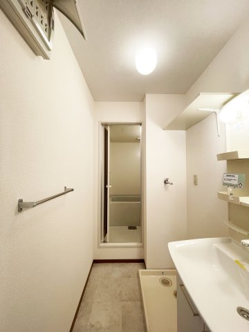 クウラージュ　D棟の洗面所