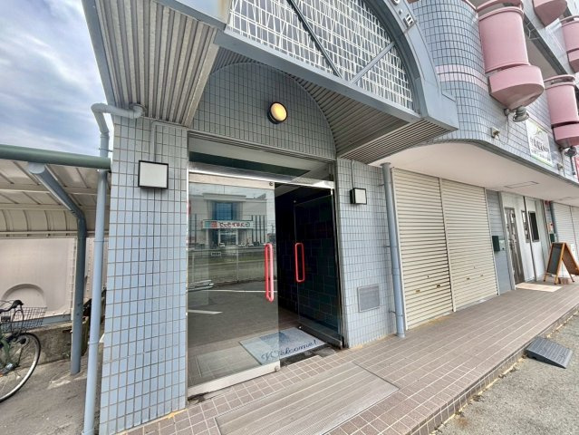永田第2ビルのエントランス