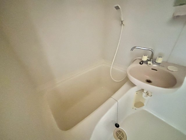 永田第2ビルの浴室