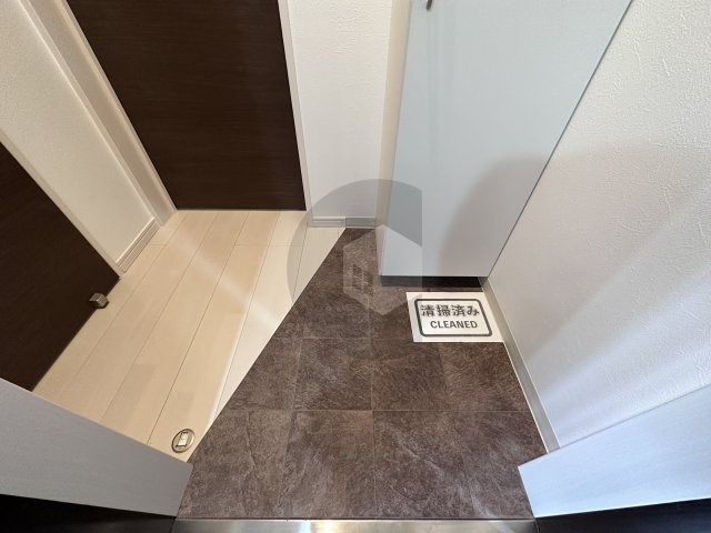 F mirai Lepusの玄関