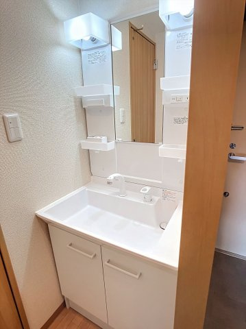 ヴィクトワール南方の洗面所