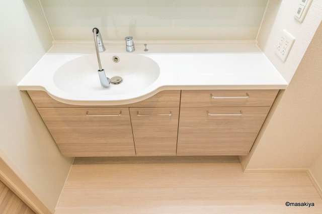 Lemon grass　(レモングラス)の洗面所