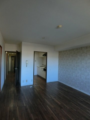 【洋室】 | リアンジェ泉大津