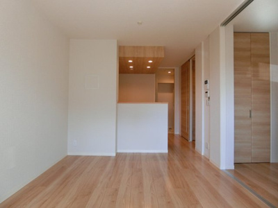 【洋室】 | シャーメゾンK