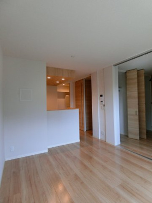 【洋室】 | シャーメゾンK