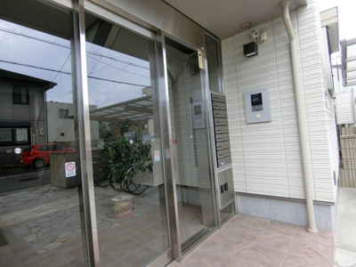 【エントランス】 | シャーメゾンK