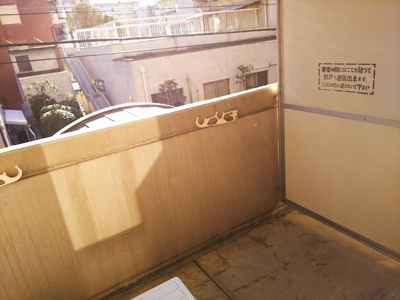 【バルコニー】 | ミフネセントラルベア東淀川 | 日当たりの良い外干しのできる広いバルコニーです