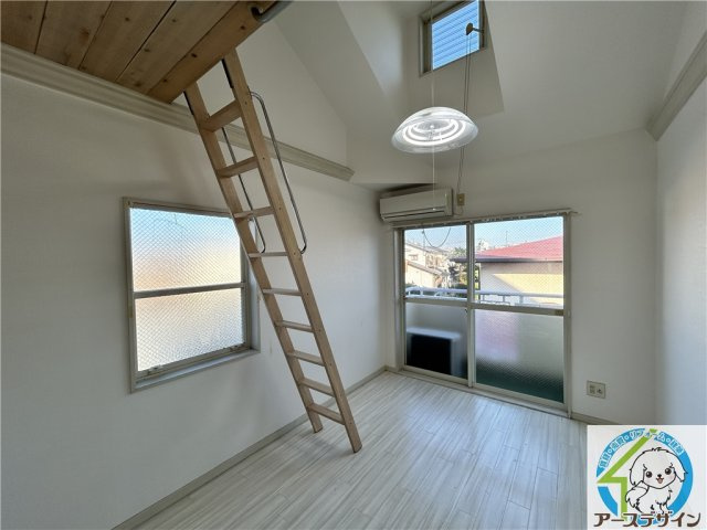 サングリーンの居間・リビング|※類似写真