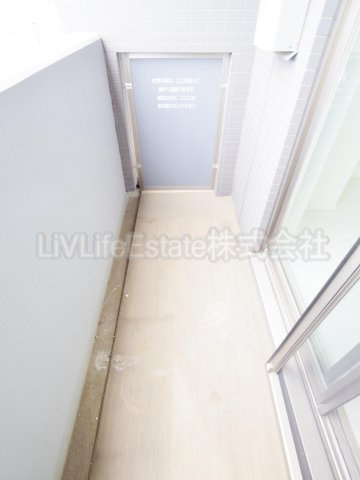 ＳＱＵＡＲＥ　ＣＩＴＹ　ＴＯＫＹＯ　ＨＯＹＡ　スクエアシティホウヤのバルコニー|同仕様写真