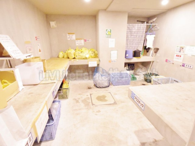 ＳＱＵＡＲＥ　ＣＩＴＹ　ＴＯＫＹＯ　ＨＯＹＡ　スクエアシティホウヤ