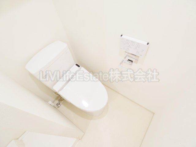 ＳＱＵＡＲＥ　ＣＩＴＹ　ＴＯＫＹＯ　ＨＯＹＡ　スクエアシティホウヤのトイレ|同仕様写真