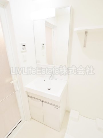 ＳＱＵＡＲＥ　ＣＩＴＹ　ＴＯＫＹＯ　ＨＯＹＡ　スクエアシティホウヤの洗面所|同仕様写真