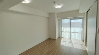 【居間・リビング】 | サーパス西古松Ⅰ