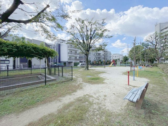 綾瀬グランドハイツの周辺