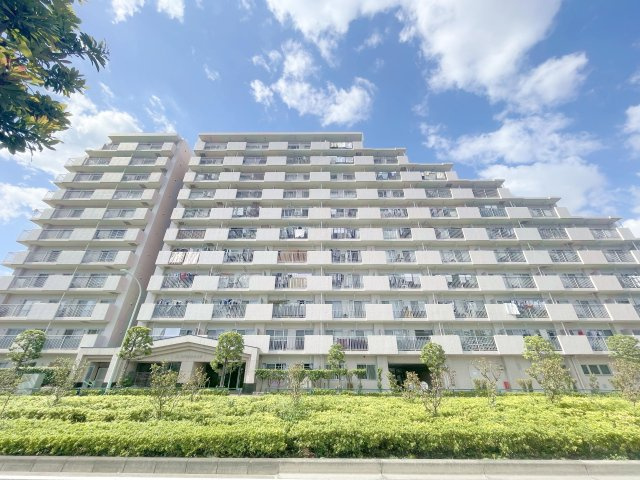 綾瀬グランドハイツの外観