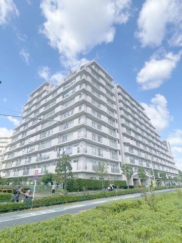 綾瀬グランドハイツの外観