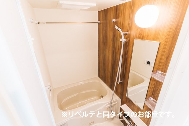 プチジャルダンの浴室|日々の暮らしに欠かせないお風呂です