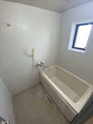 【浴室】 | ローマンタウン B