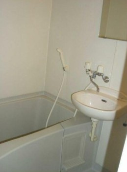 【浴室】 | シンシア荻窪 | 浴室乾燥機付きバス。