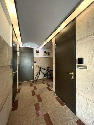 【エントランス】 | ガーディニアコート