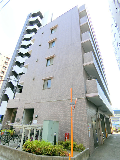 メインステージ大森本町の外観|1998年3月築　RC鉄筋コンクリート造地上7階建て総戸数30戸の分譲賃貸マンション　京急本線大森海岸駅近、JR京浜東北線大森駅も徒歩圏内の東京都大田区大森本町1丁目の分譲賃貸マンション
