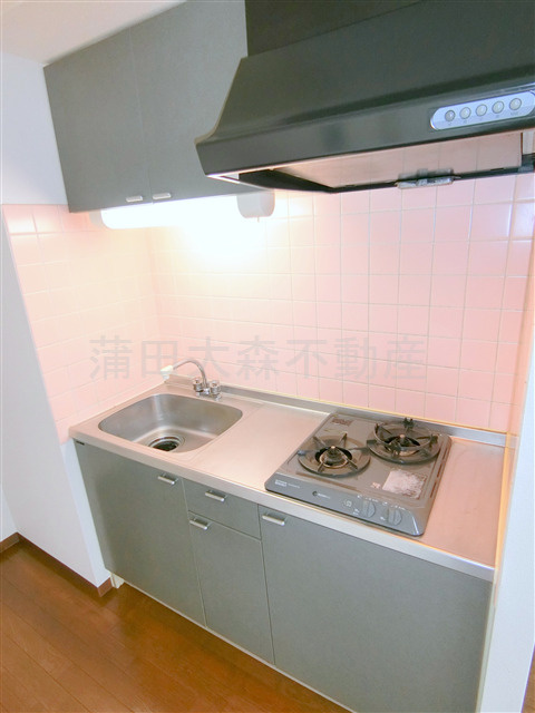 メインステージ大森本町のキッチン|2口ガスシステムキッチン　