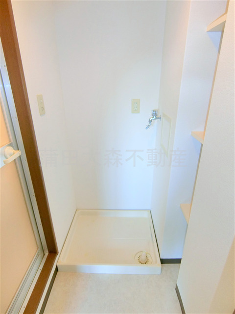 メインステージ大森本町の設備|室内洗濯機置場　脱衣所スペース