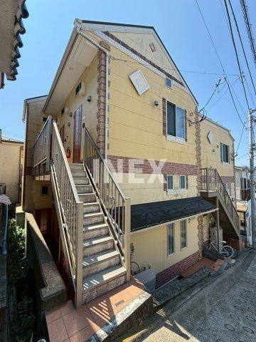 横浜市南区中村町１丁目のアパートの外観