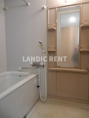 【浴室】 | Parthia Hills