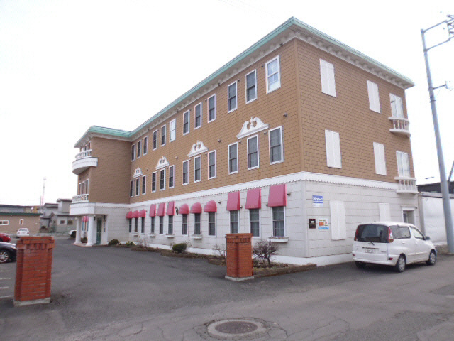 クラッシー西13条クラブの外観