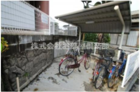 アヴリルのその他共用部分|駐輪場があります