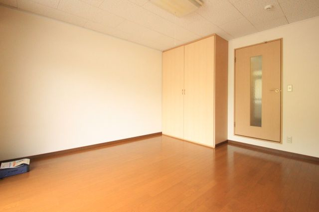 レオパレスMITOⅡの洋室