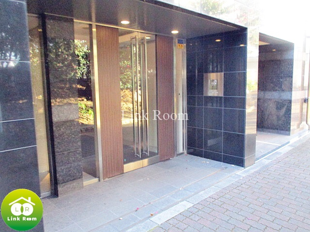 コンシェリア門前仲町RiverSideのエントランス