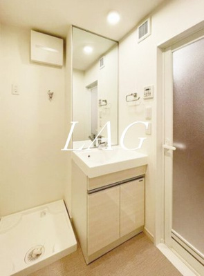 【洗面所】 | コンポジット中目黒 | 独立洗面台です。