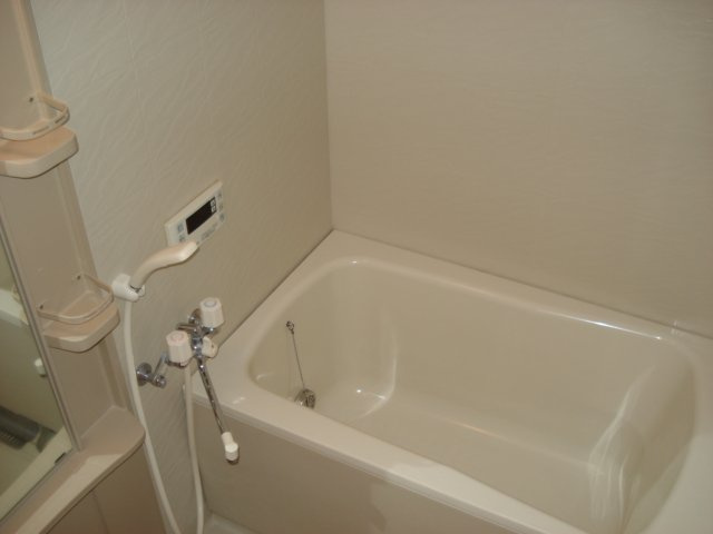 ブリューテの浴室|バス