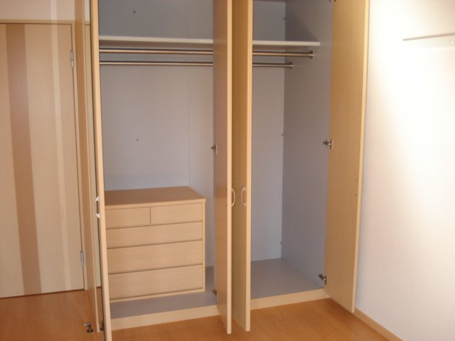 ブリューテの収納|南側洋室収納