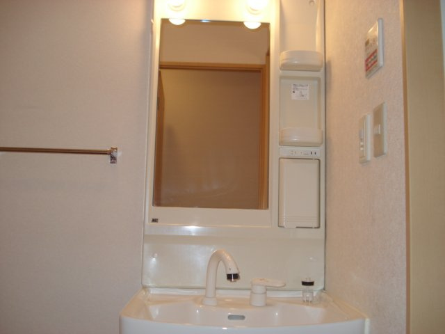 ブリューテの洗面所|洗髪洗面化粧台