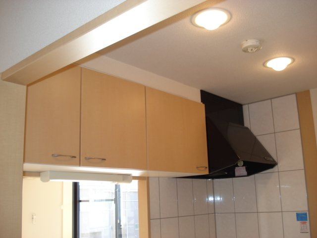 ブリューテのキッチン|キッチン上部