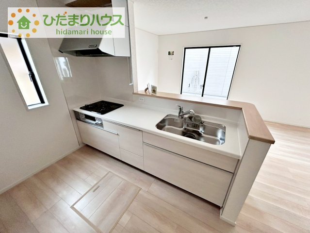 【キッチン】 | 結城市結城第45　新築戸建　1号棟 | 家族と会話しながら料理できるオープンカウンター♪