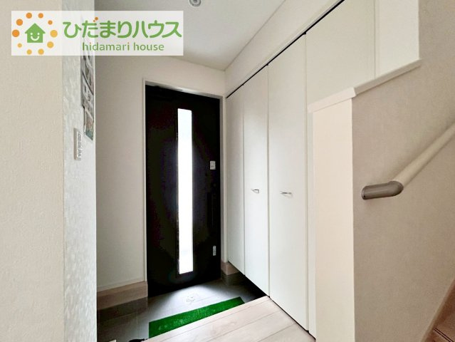 【玄関】 | 結城市結城第45　新築戸建　1号棟 | 家族の靴をたっぷり収納！大型シューズクローゼット付き(^^♪