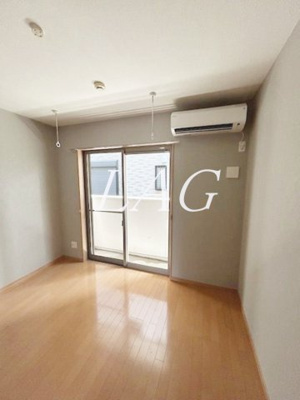 【居間・リビング】 | クレフラスト東淵野辺 | 洋室のお部屋です。