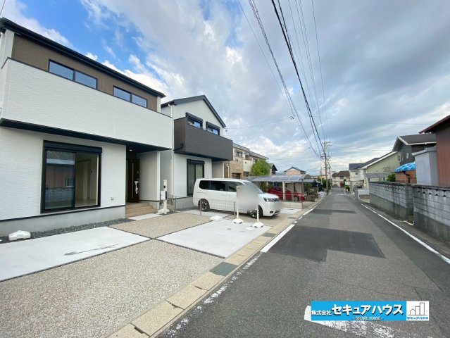 【今からご案内可能】刈谷市泉田町大久屋　全2棟の駐車場|【駐車場】
◆並列駐車2台可能です◎