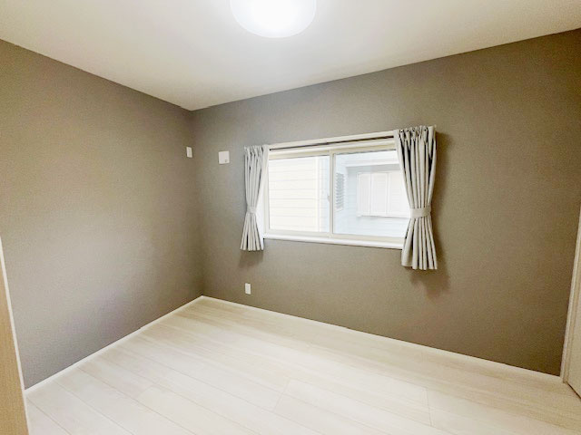 【洋室】 | 我孫子市高野山　新築戸建 | お掃除もラクチンなフローリングのお部屋です♪