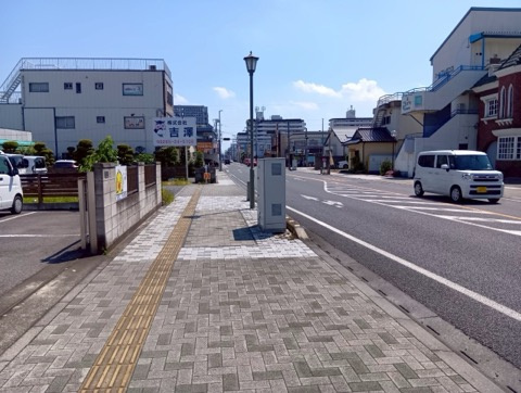 宮本町貸店舗事務所の駐車場