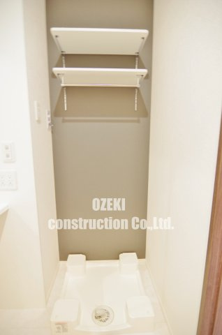 アニヴェルセルのその他